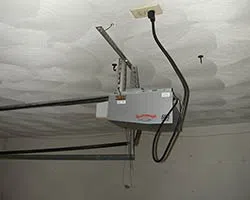 State Garage Door Service Minneapolis, MN 612-483-9521 - gar-opener-01